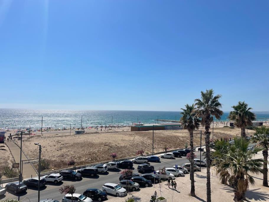 The View Costa Caparica Apartment กอสตา ดา กาปาริกา ภายนอก รูปภาพ