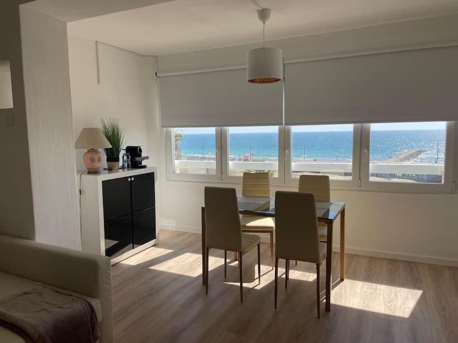 The View Costa Caparica Apartment กอสตา ดา กาปาริกา ภายนอก รูปภาพ